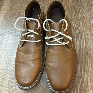 Sonoma Shoes (Chucka-style) Size 9